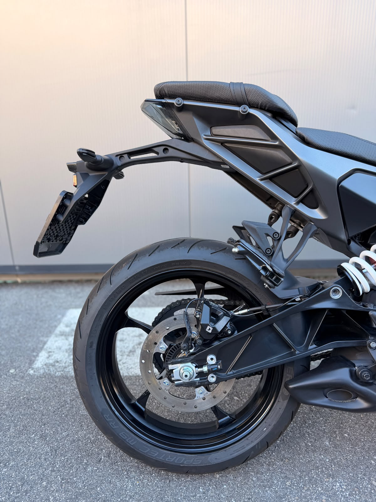 KTM 125 Duke-image-2