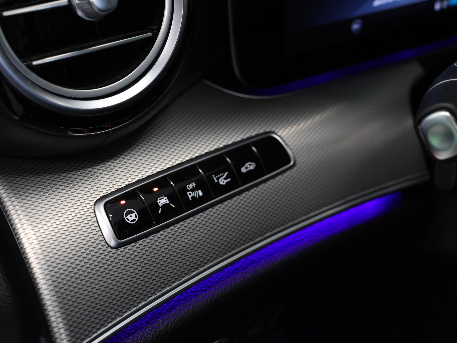 MERCEDES-BENZ E 63 AMG 4Matic Speedshift MCT-image-16