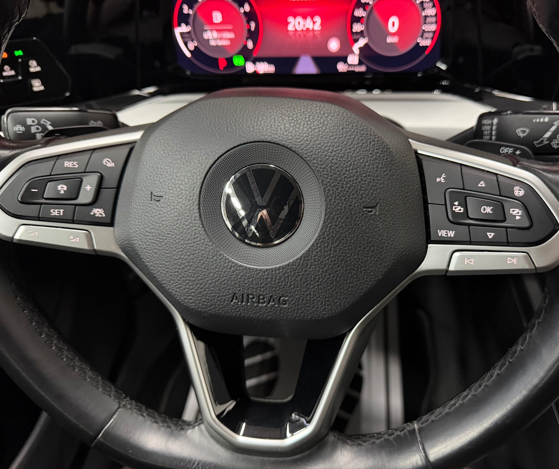 VW Golf 1.5 e TSI ACT Life DSG //NEU AB MFK!-image-9
