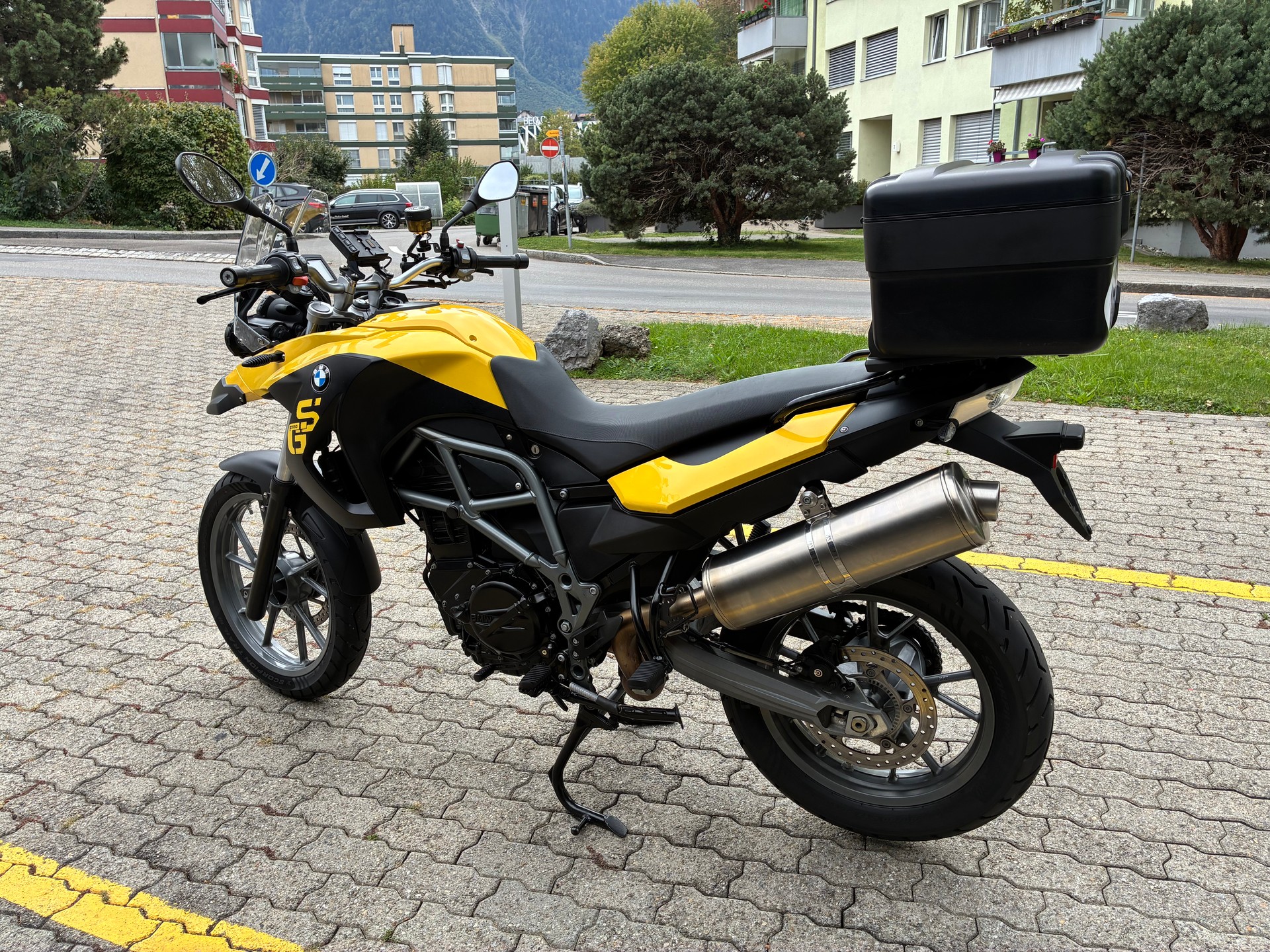 BMW F 650 GS ABS (safetyedition)-image-2