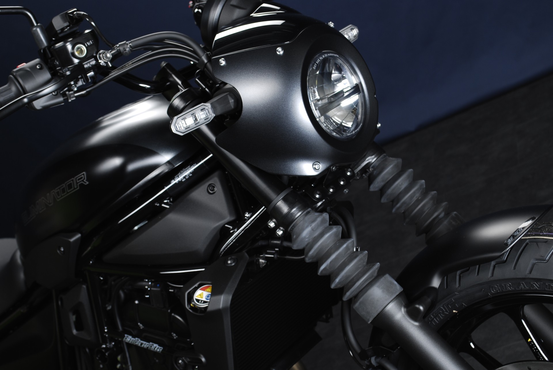 KAWASAKI Eliminator 500 SE-image-4