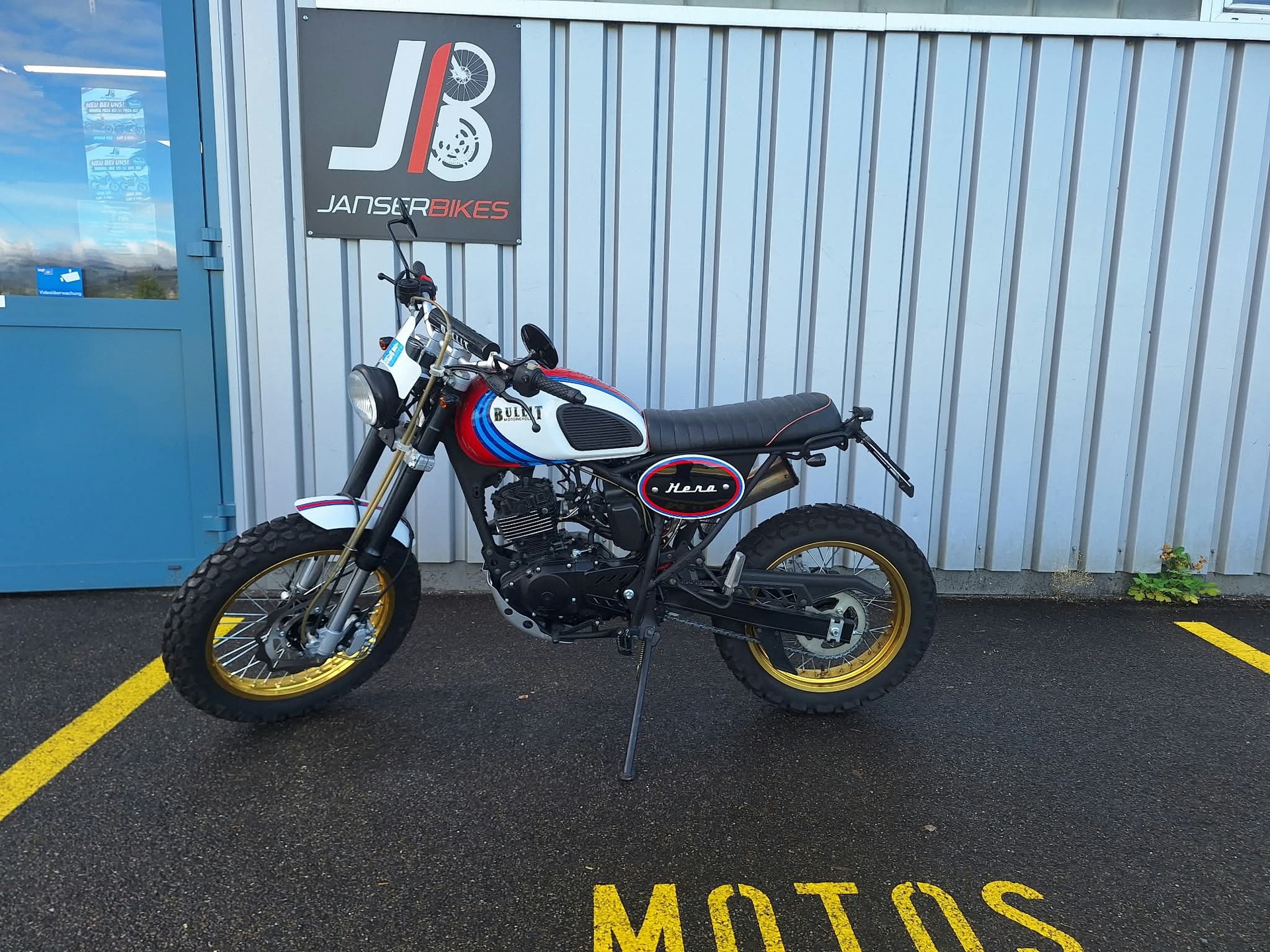 BULLIT Hero 125-image-1