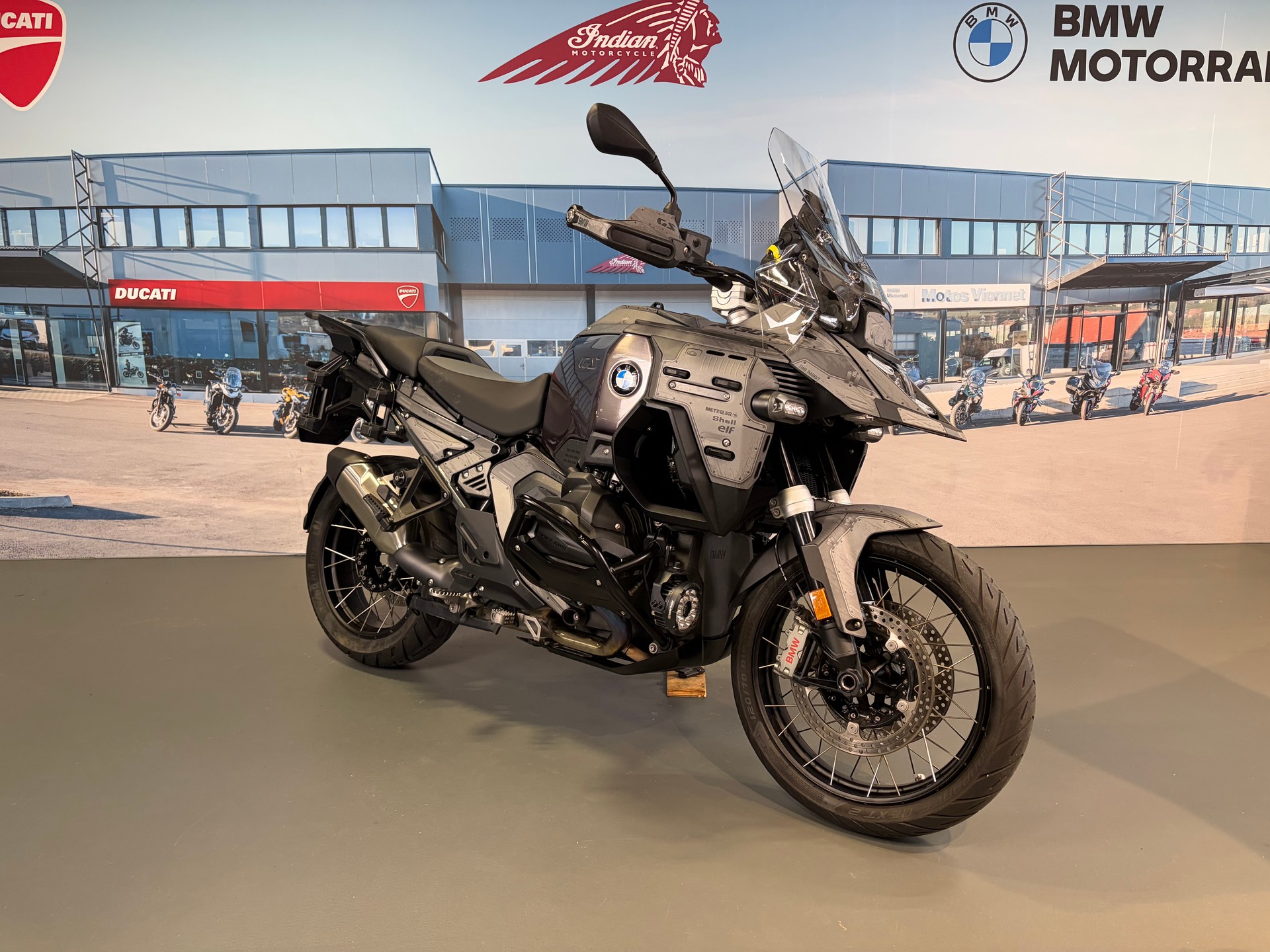 BMW R 1300 GS Adventure-image-0