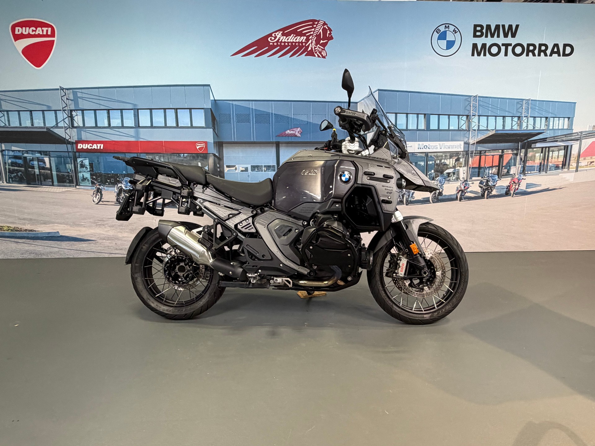 BMW R 1300 GS Adventure-image-5