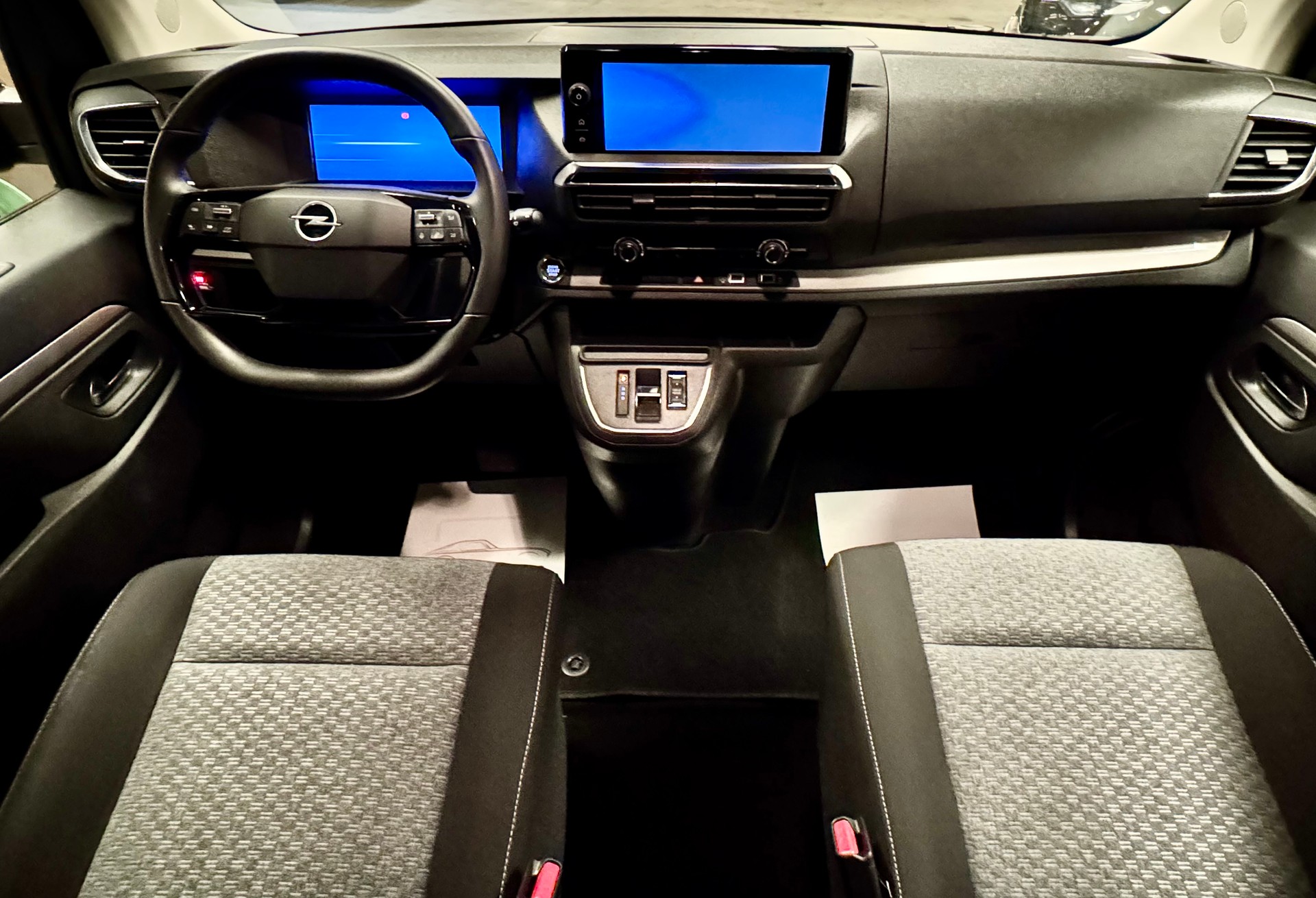 OPEL M Business Edition-image-13
