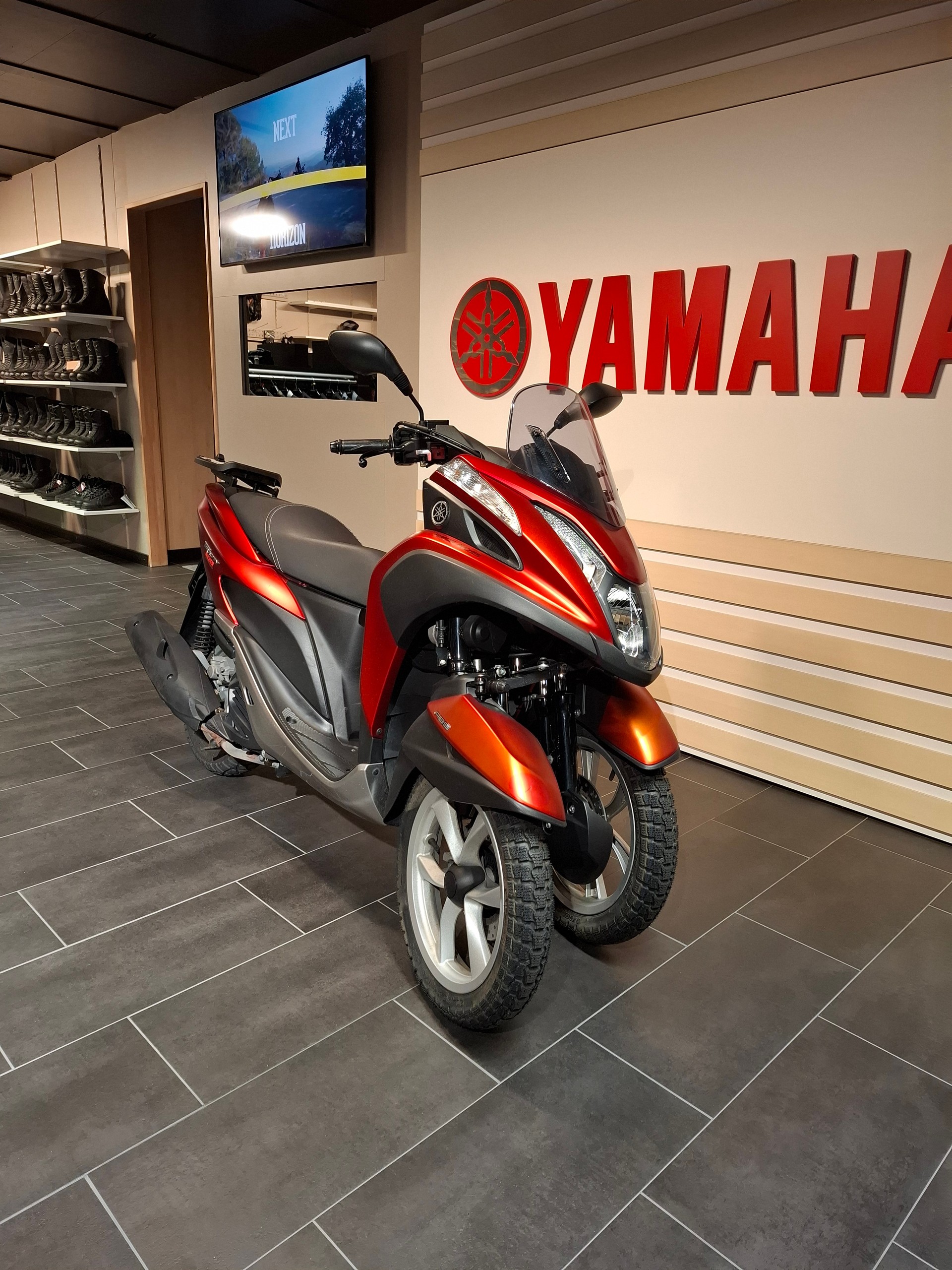 YAMAHA Tricity MW 125 UBS-image-1