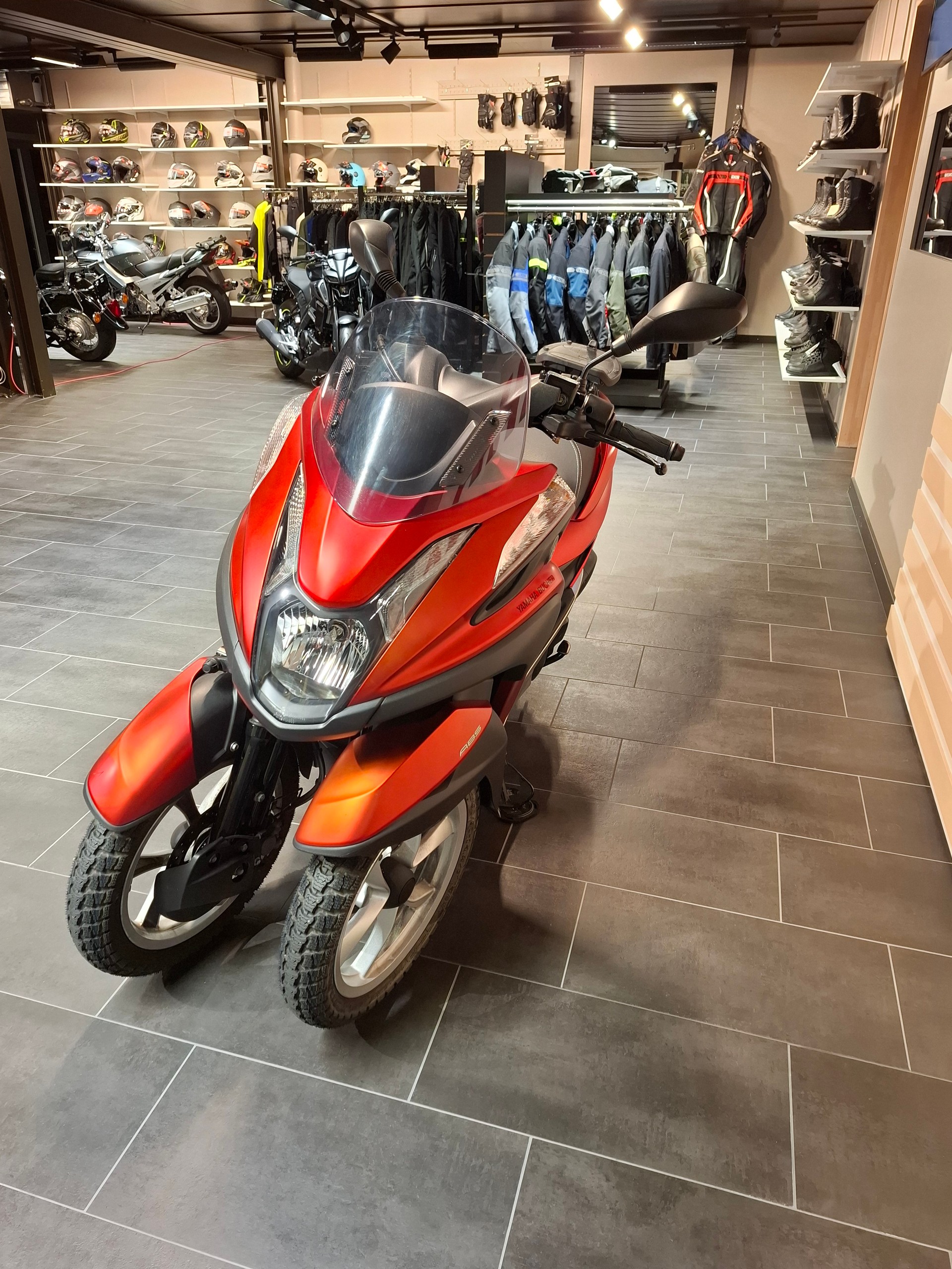 YAMAHA Tricity MW 125 UBS-image-5