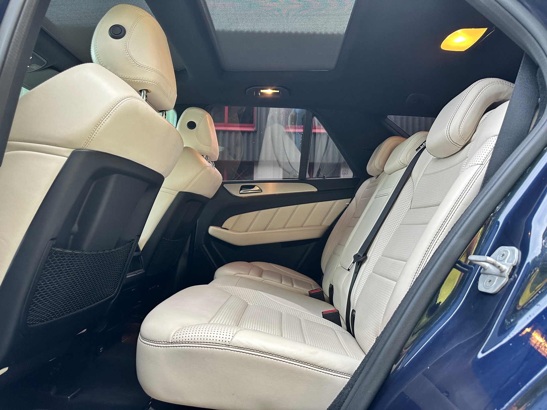 MERCEDES-BENZ GLE 63 AMG 4Matic Speedshift Plus 7G-Tronic-image-10