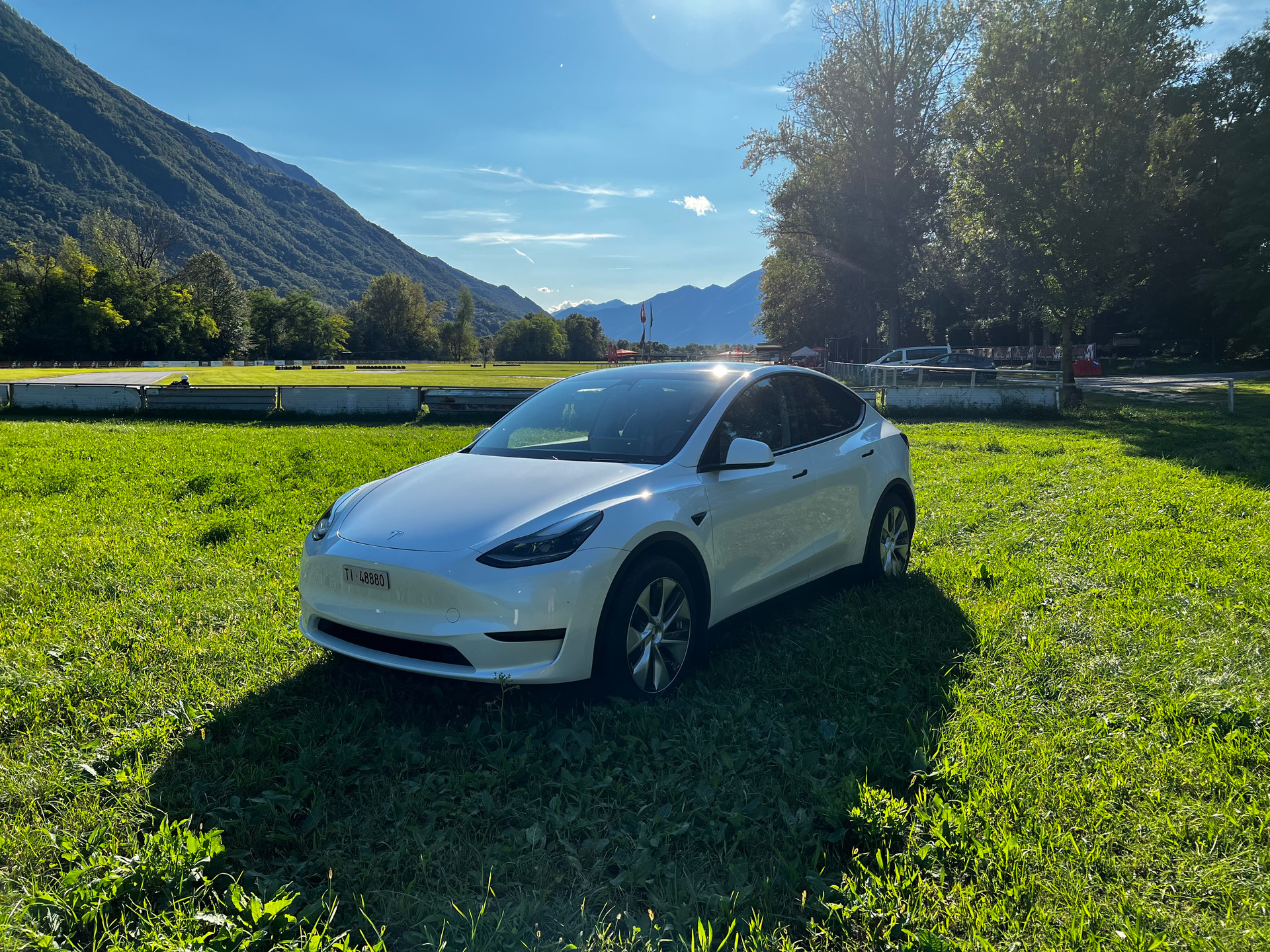 TESLA Model Y RWD-image-6