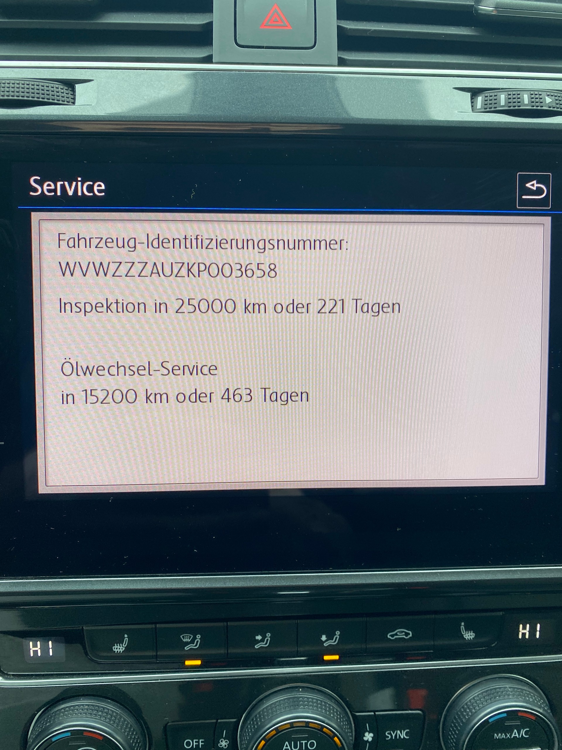 VW Golf 1.5 TSI EVO Comfortline DSG-image-13