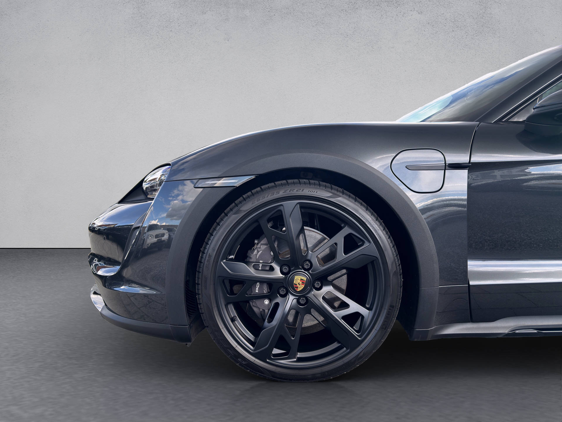 PORSCHE Taycan Cross Turismo 4-image-12