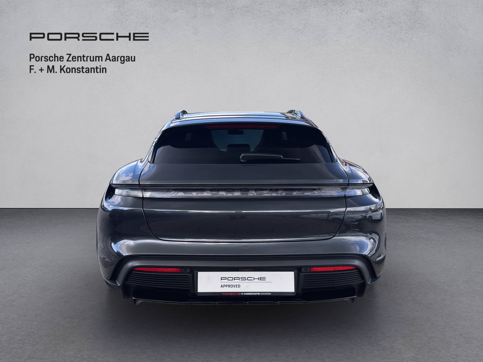 PORSCHE Taycan Cross Turismo 4-image-4
