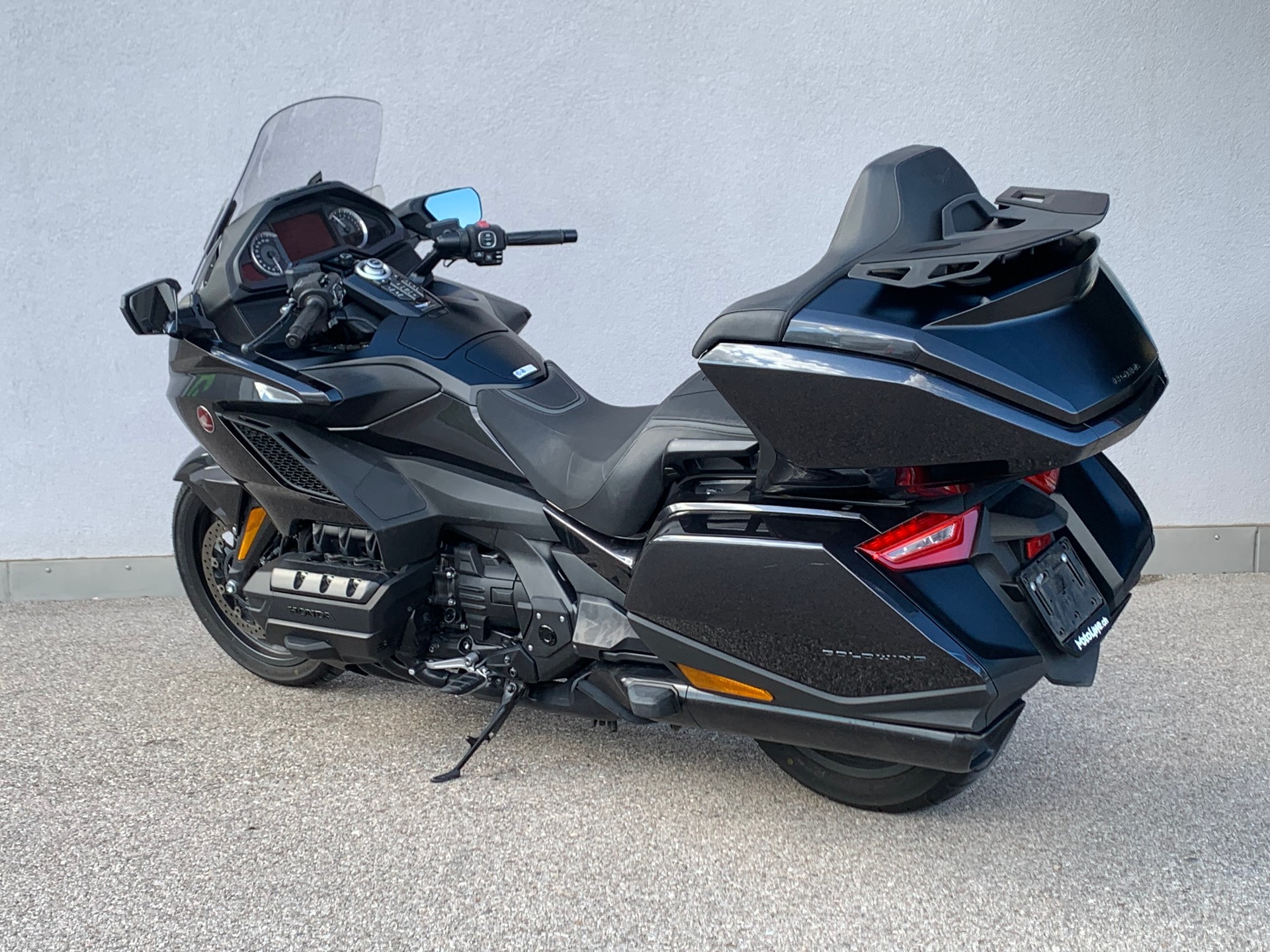 HONDA GL 1800 Goldwing-image-6