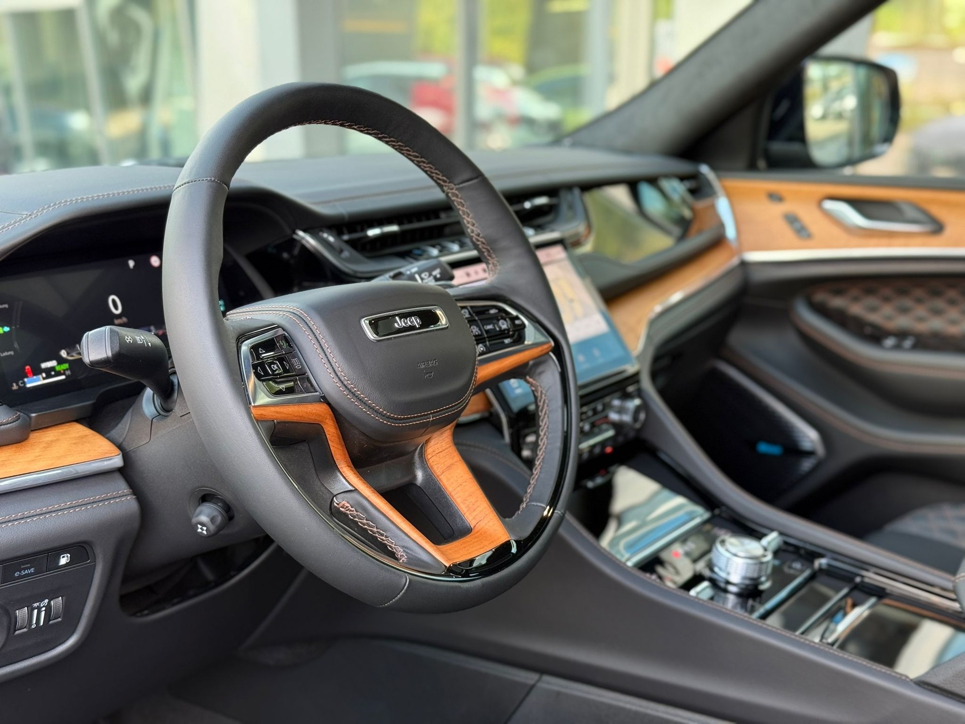 JEEP Grand Cherokee 2.0 Plug-in-Hybrid Summit Reserve 4xe-image-5