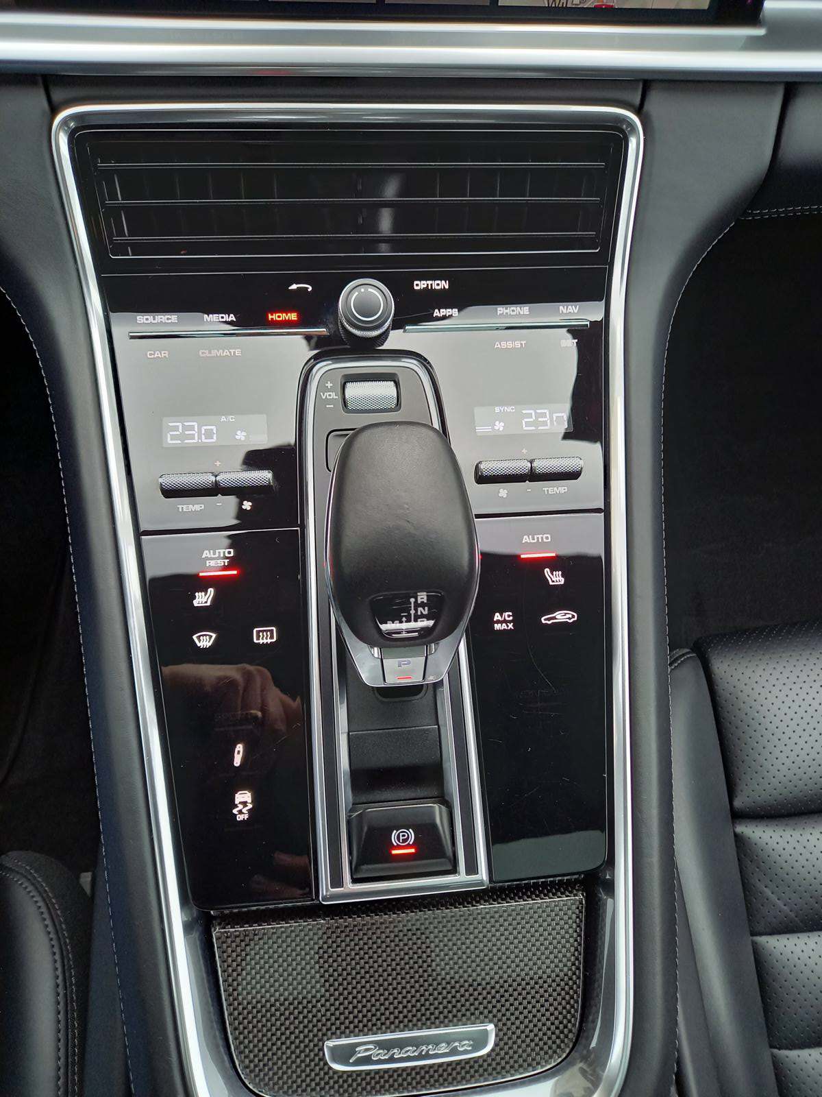 PORSCHE Panamera 4S PDK-image-11
