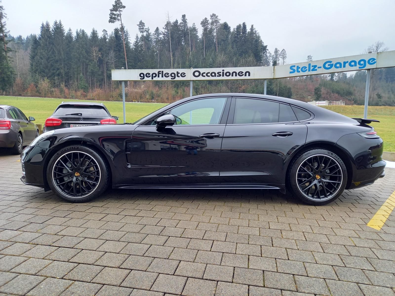 PORSCHE Panamera 4S PDK-showroom-element-2