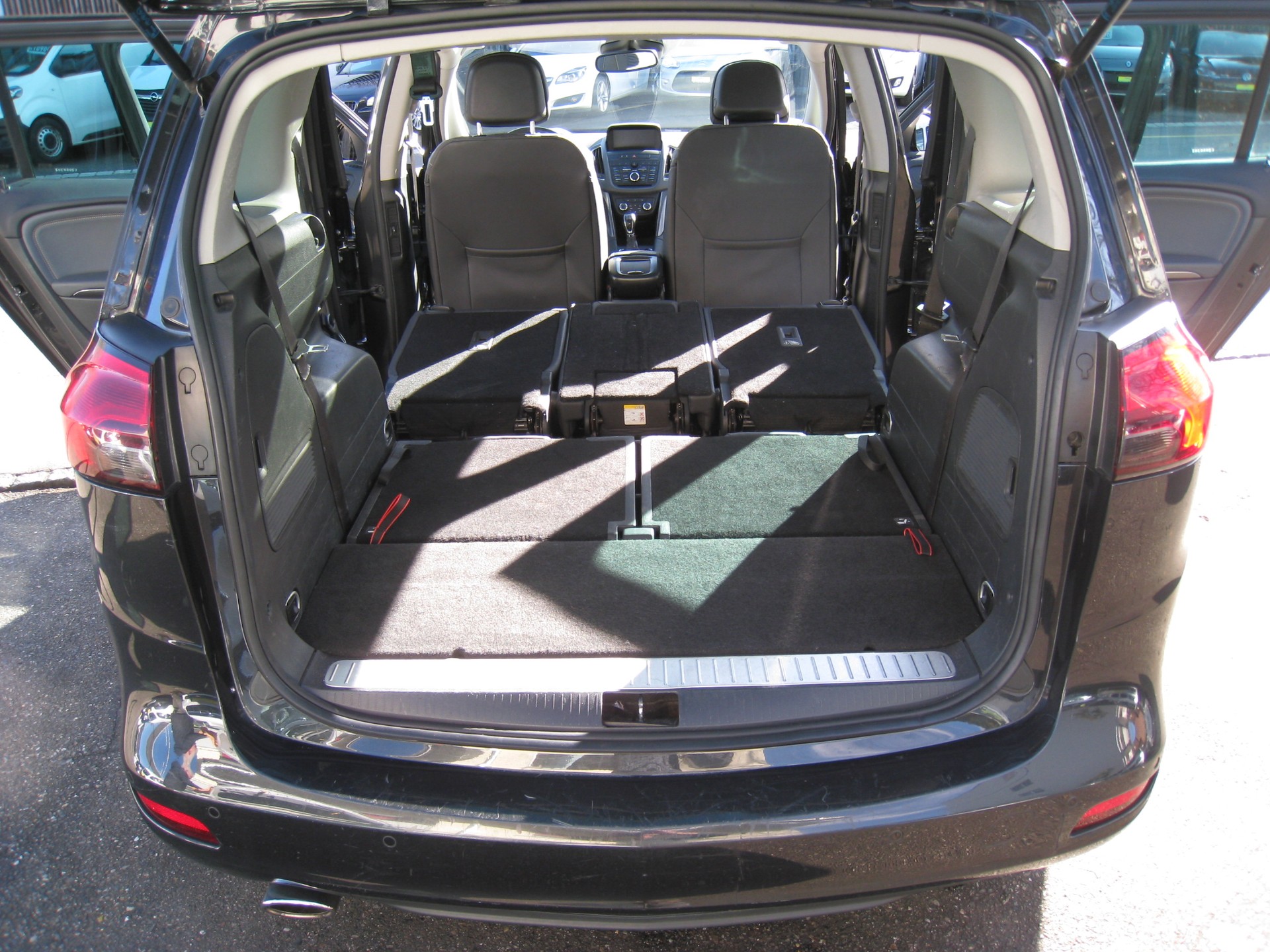 OPEL Zafira Tourer 2.0 CDTi Cosmo Start&Stop-image-7