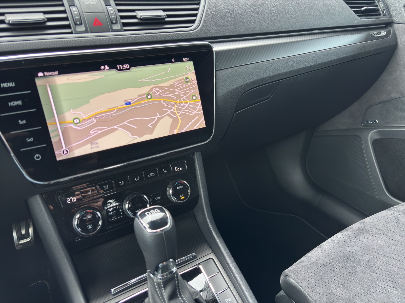 SKODA Superb 1.4 TSI Sport Line PHEV DSG-image-8