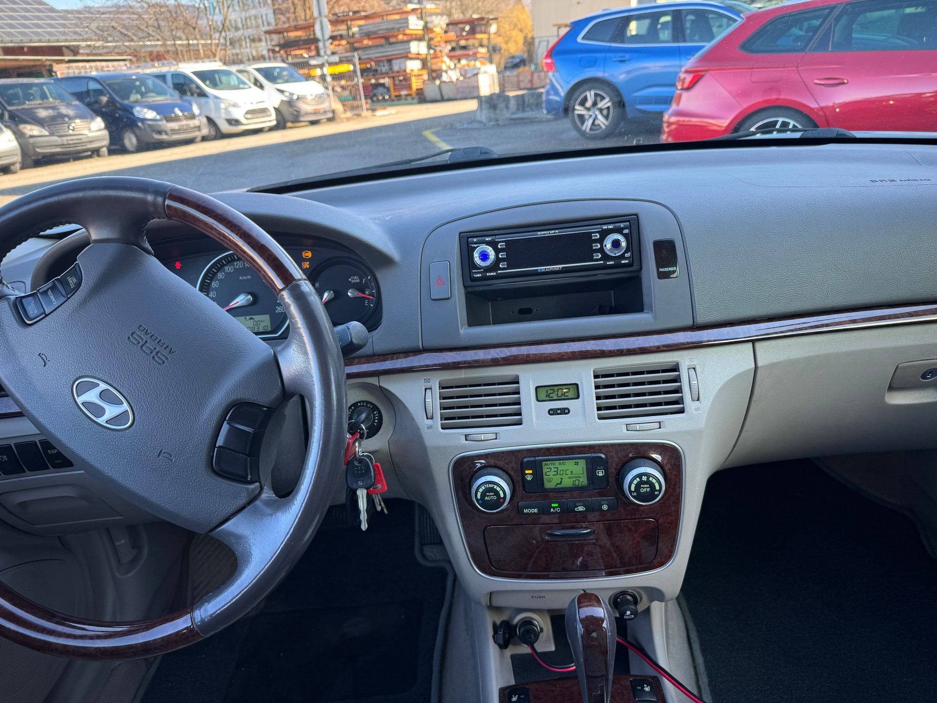 HYUNDAI Sonata 3.3 24V V6 GLS Automatic-image-8