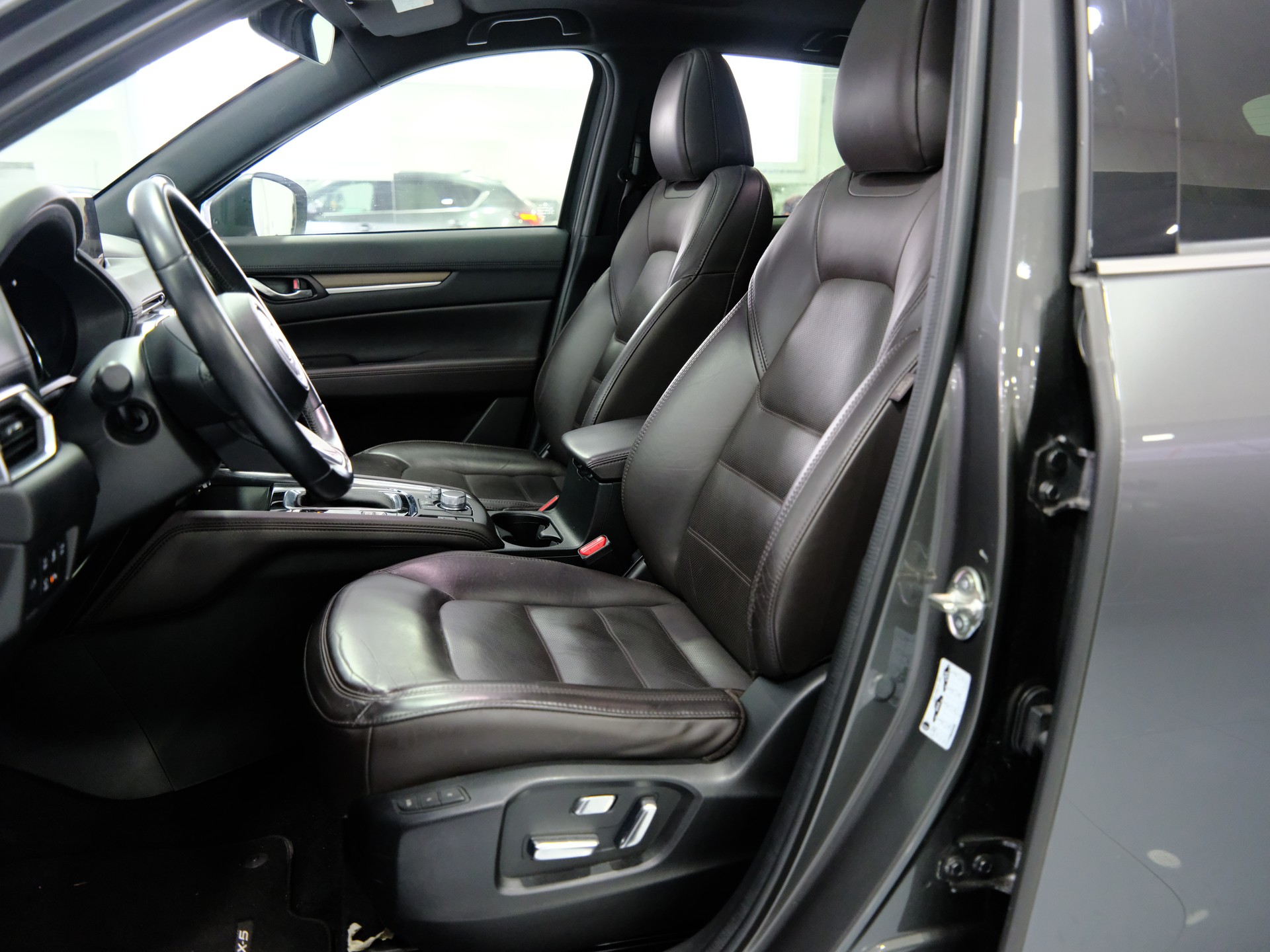 MAZDA CX-5 SKYACTIV-G 194 Revolution AWD Automat-image-10