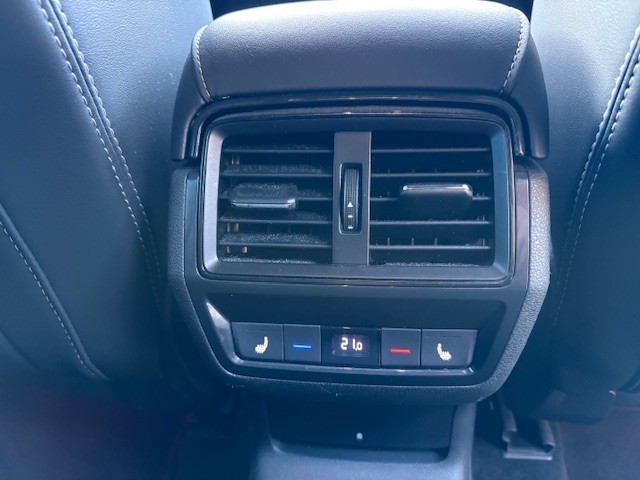 SKODA Kodiaq 2.0 TSI 4x4 SportLine-image-10