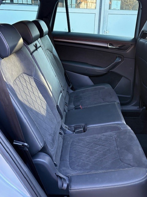 SKODA Kodiaq 2.0 TSI 4x4 SportLine-image-8