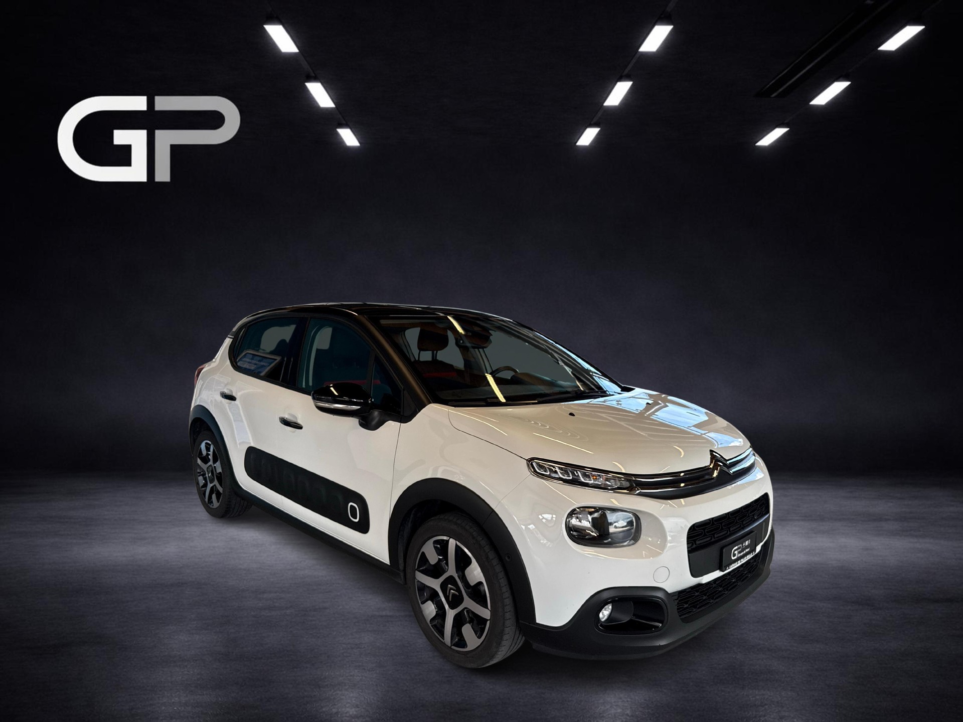CITROEN C3 1.2 PureTech Shine-image-6