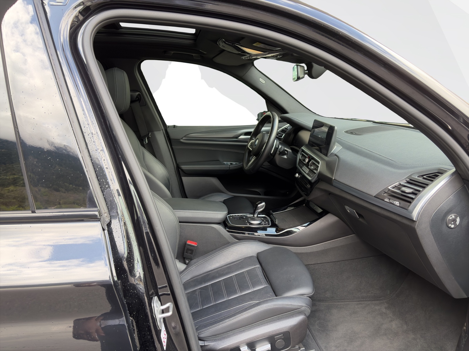 BMW X3 30e xDrive-image-16