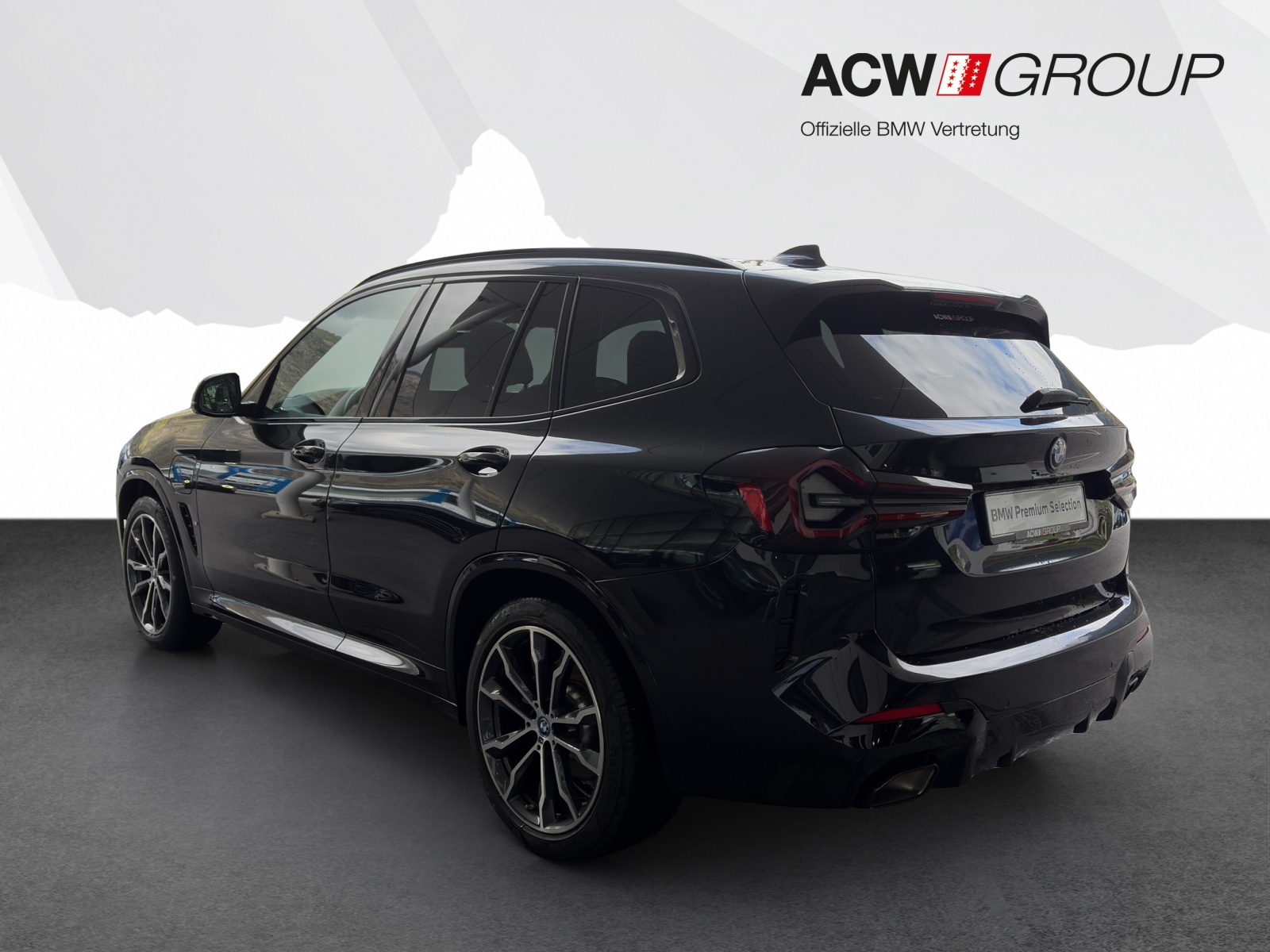 BMW X3 30e xDrive-showroom-element-2