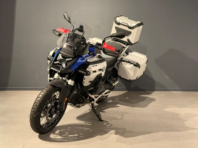 BMW R 1300 GS Adventure Trophy-image-2