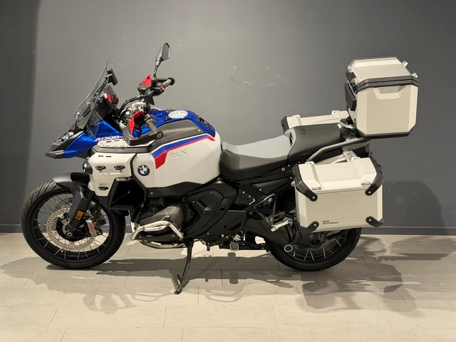 BMW R 1300 GS Adventure Trophy-image-3