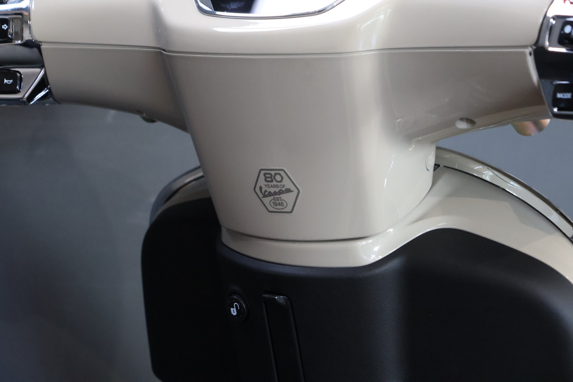 PIAGGIO Vespa Primavera 125 E5+ MY26 (4 Jahre Garantie)-image-12