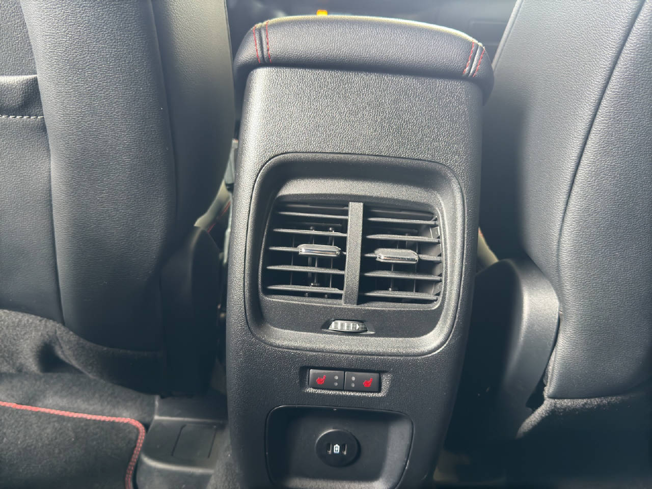 FORD Kuga 2.5 Plug-in Hybrid ST-Line X-image-15