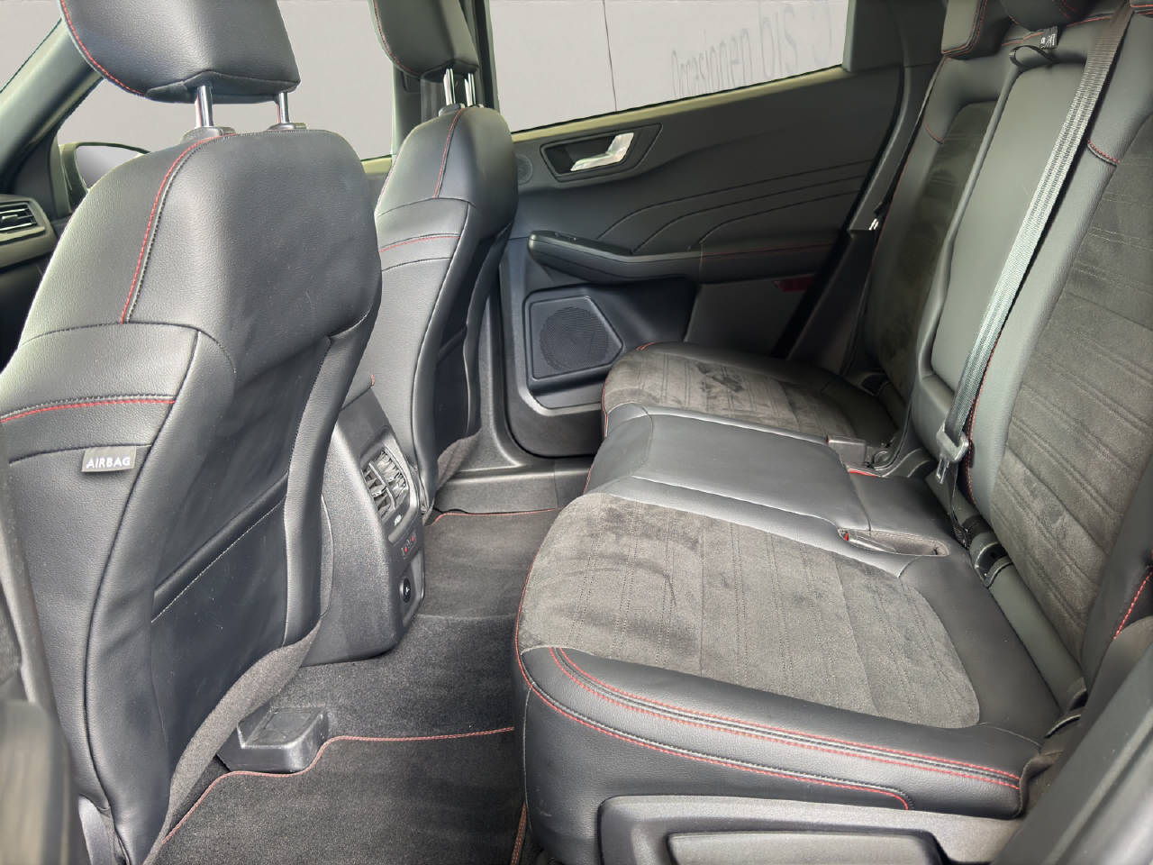 FORD Kuga 2.5 Plug-in Hybrid ST-Line X-image-20