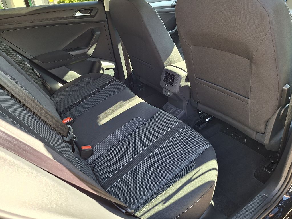 VW T-Roc 1.5 TSI EVO Life United DSG-image-11