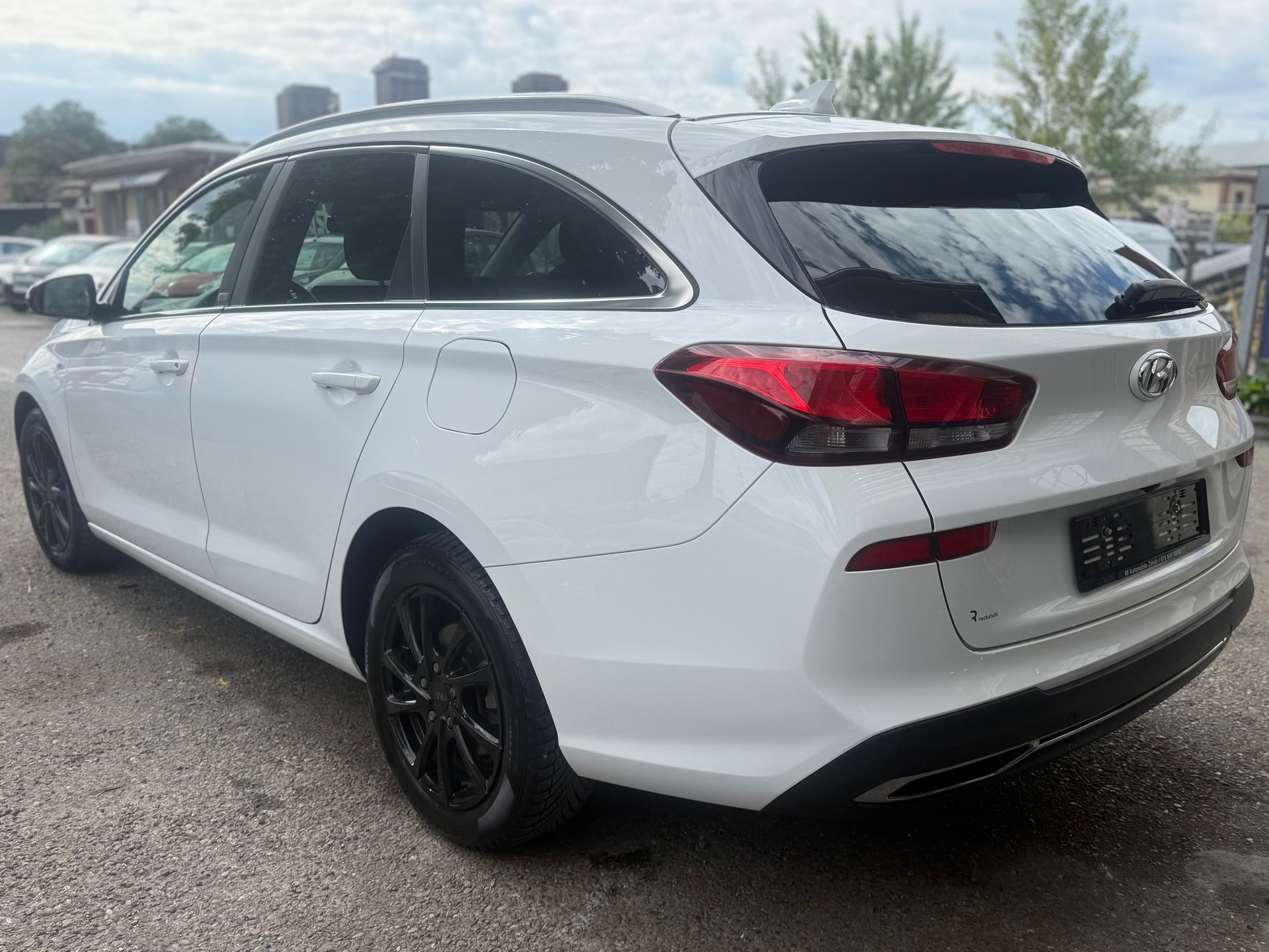 HYUNDAI i30 Wagon 1.0 T-GDi Amplia 48V MH DCT-image-7