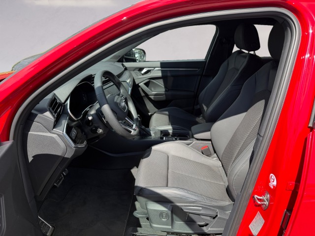 AUDI Q3 Sportback 45 TFSI S line quattro S-tronic-image-9
