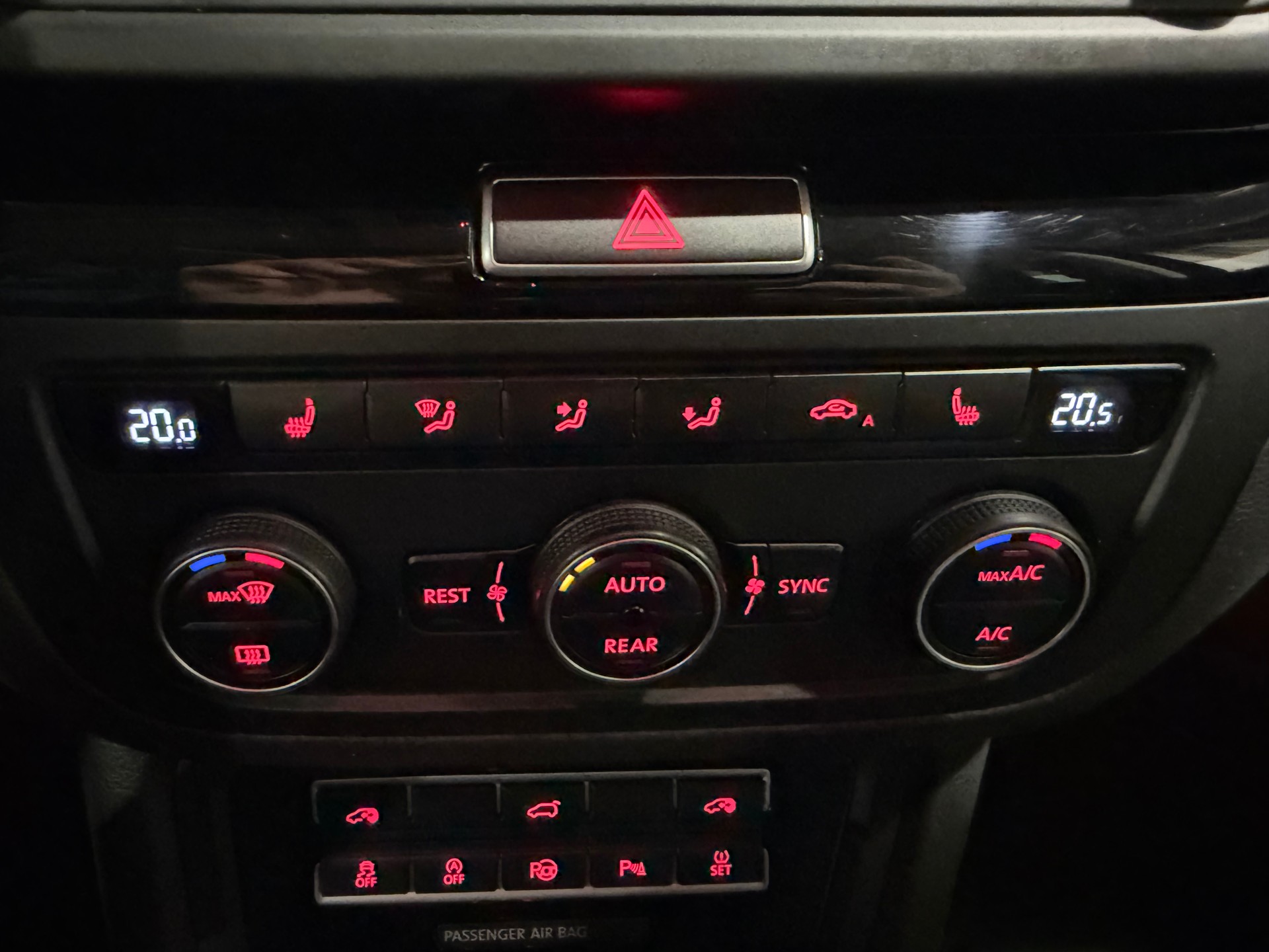 SEAT Alhambra 2.0 TDI FR Line-image-18