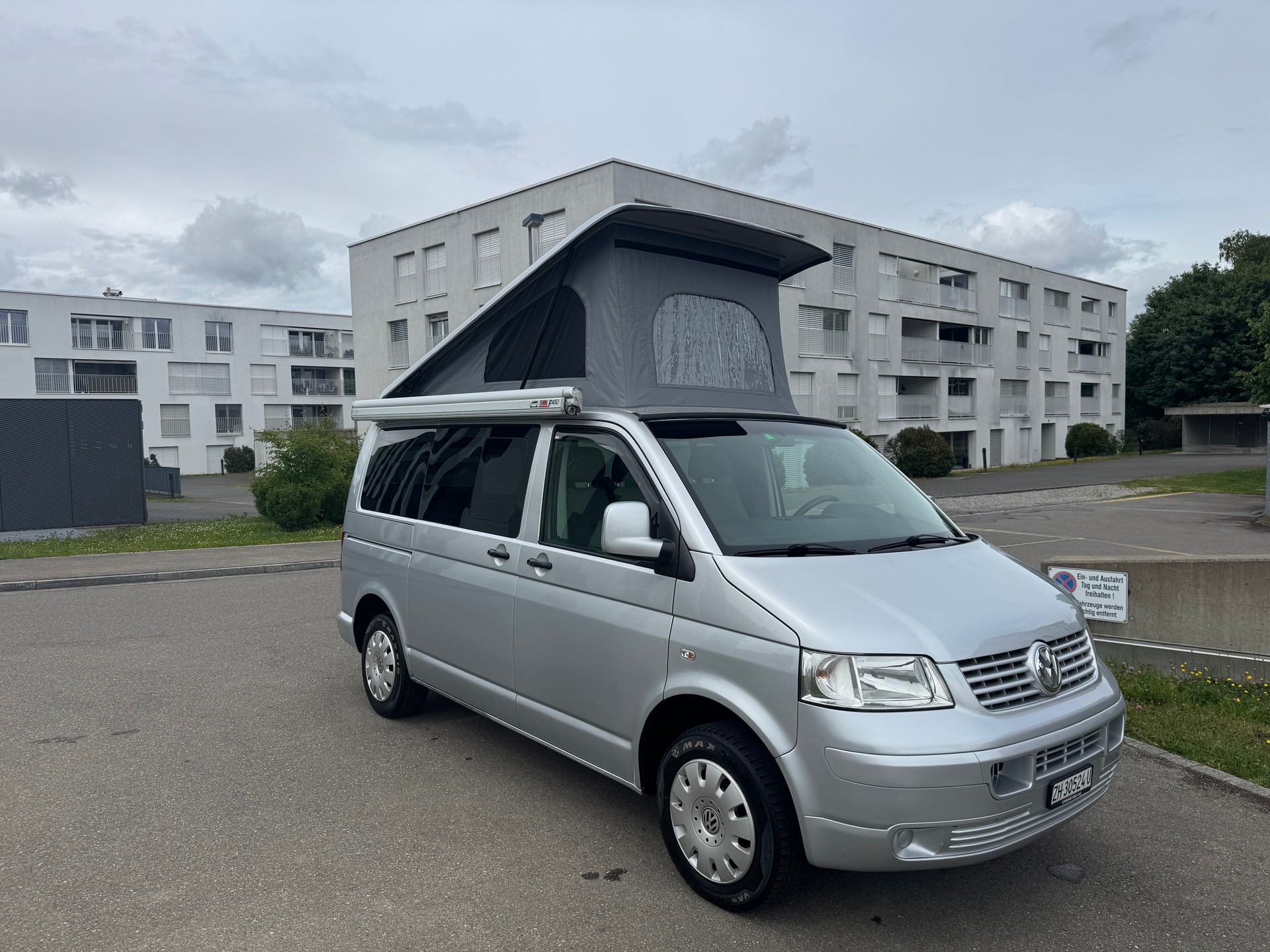 VW T5 Caravelle Trend 1.9 TDI PD-image-1