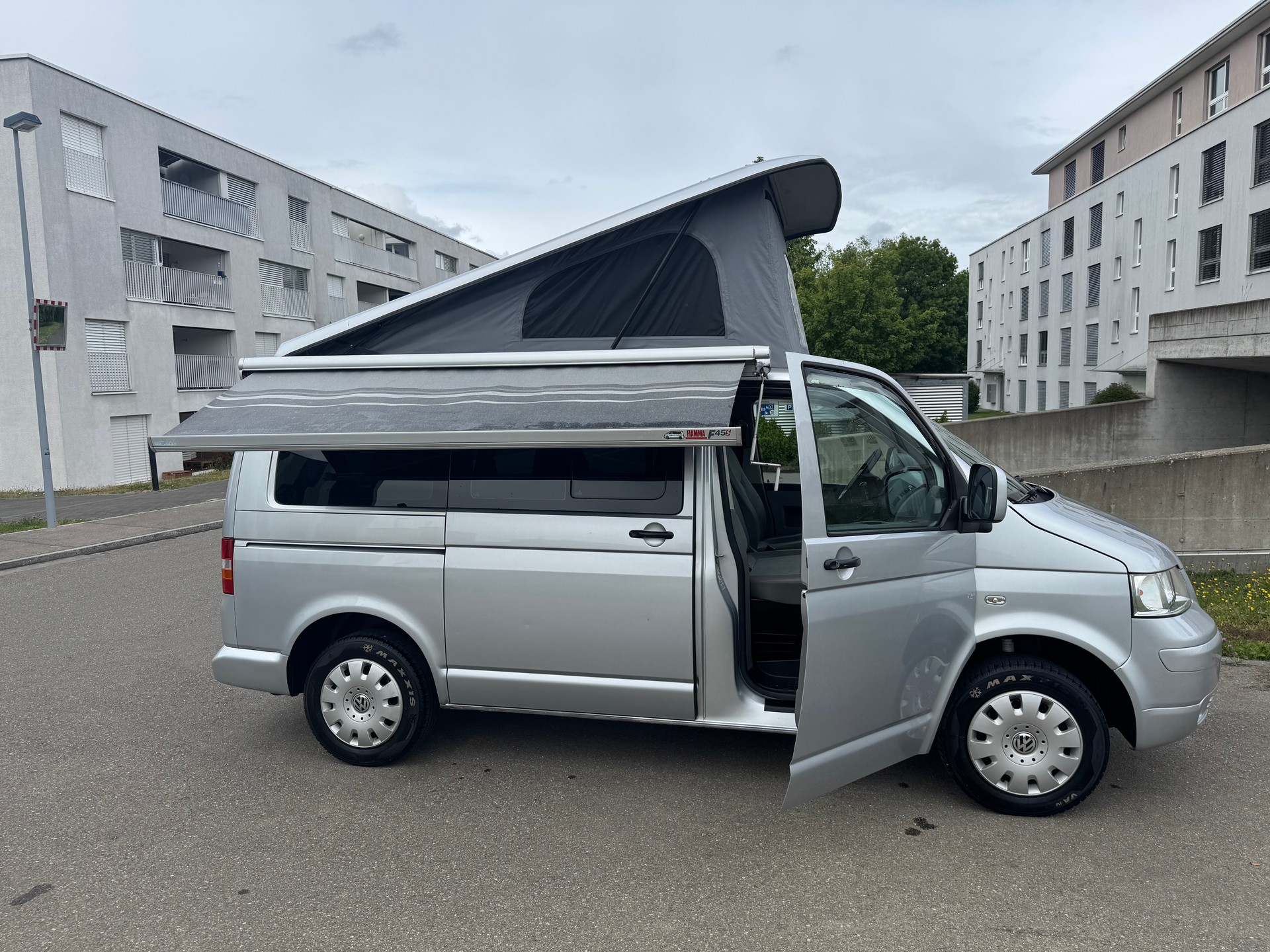 VW T5 Caravelle Trend 1.9 TDI PD-image-5