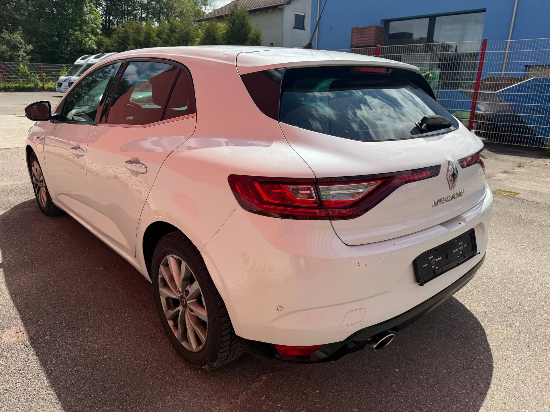 RENAULT MEGANE-image-2
