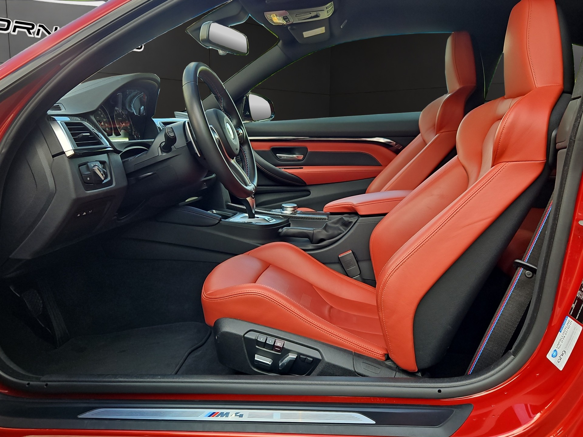BMW M4 Coupé Competition DKG-image-4