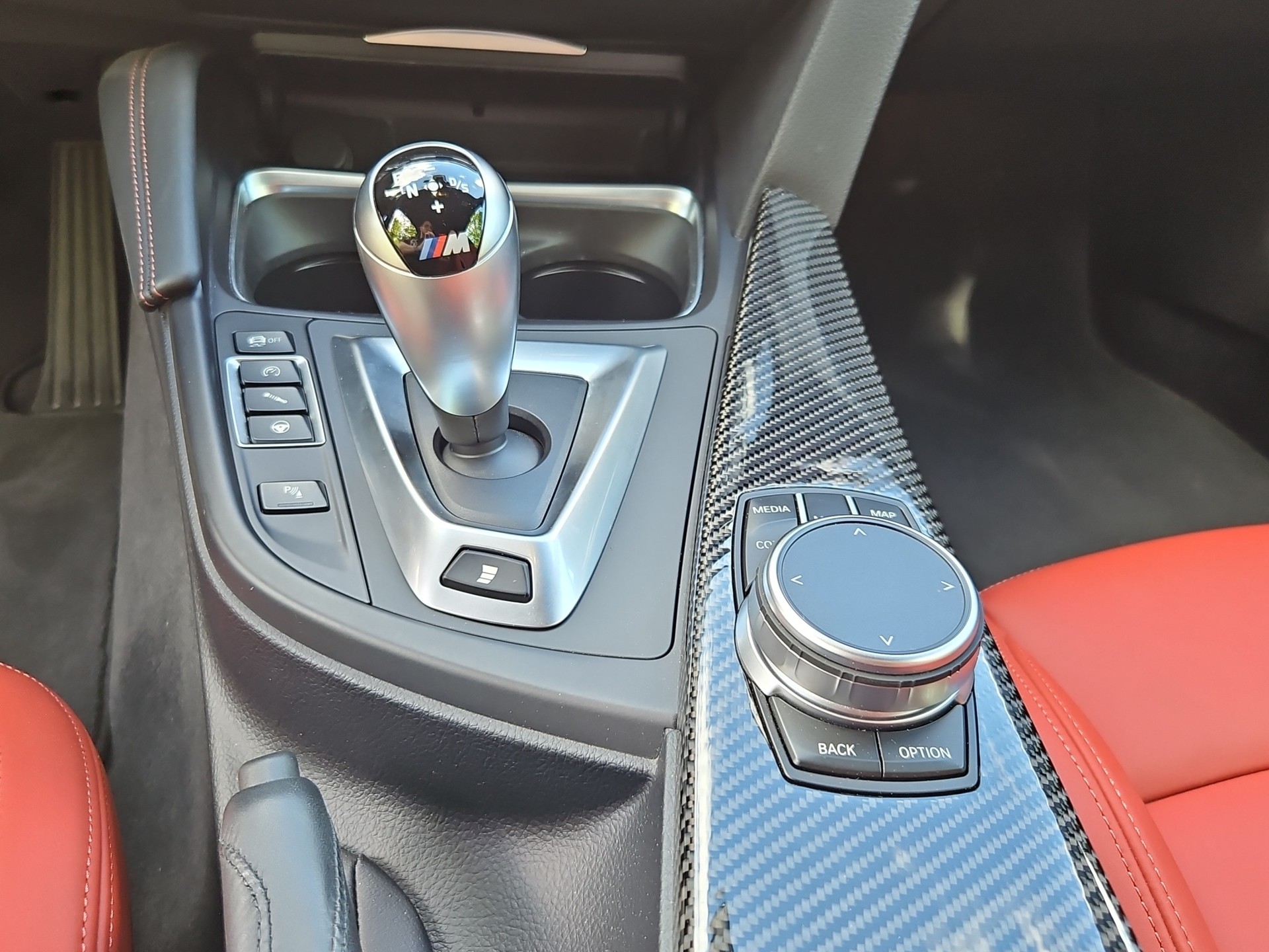 BMW M4 Coupé Competition DKG-image-10