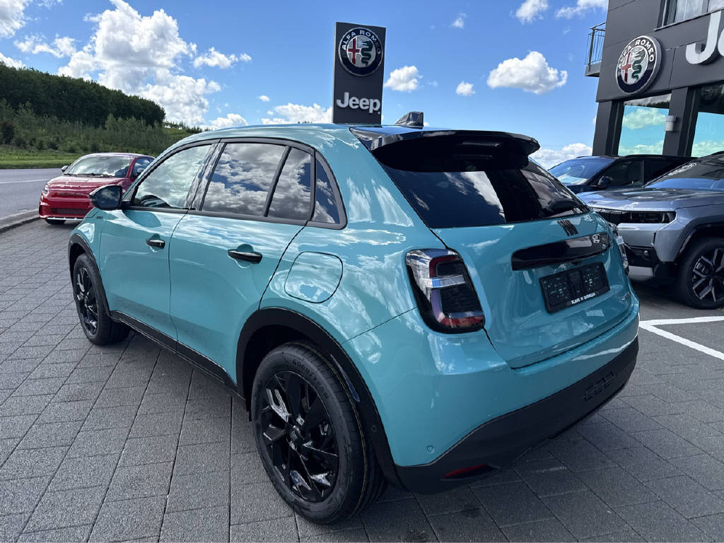 FIAT 600 1.2 Hybrid 145 Sport-showroom-element-1