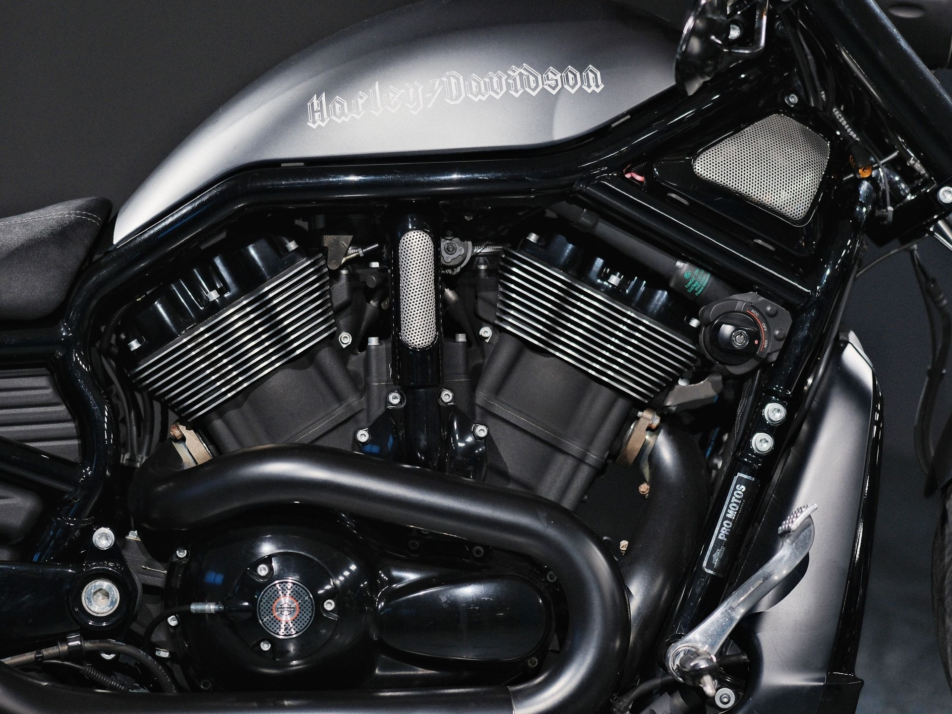 HARLEY-DAVIDSON VRSCDX Night Rod Special ABS-image-10