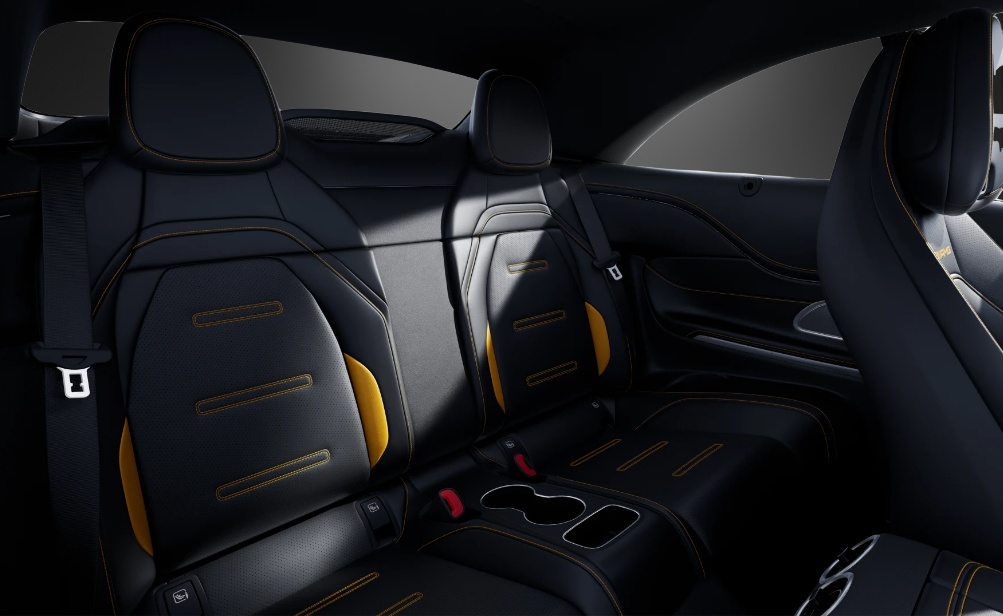 MERCEDES-BENZ CLE AMG 53 Cabrio 4Matic+ 9G-Tronic-image-8