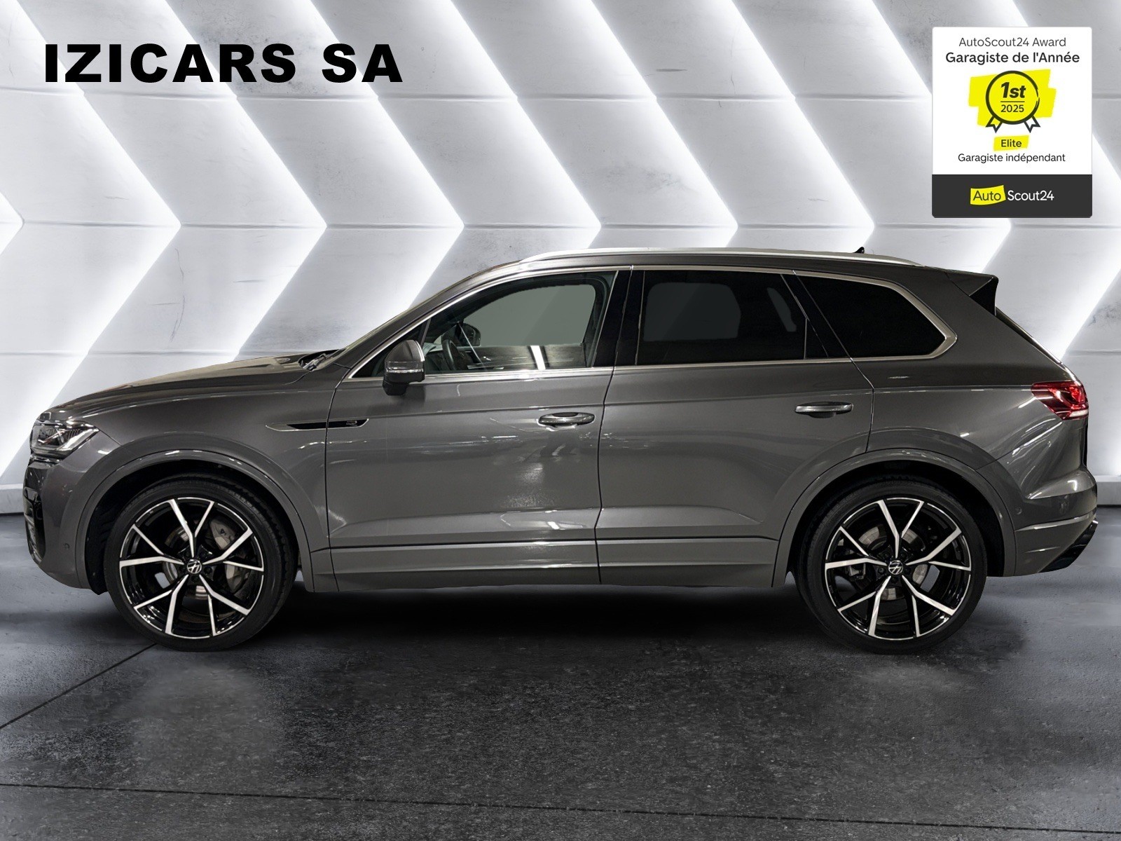 VW Touareg 3.0 TDI R Line Tiptronic-image-4