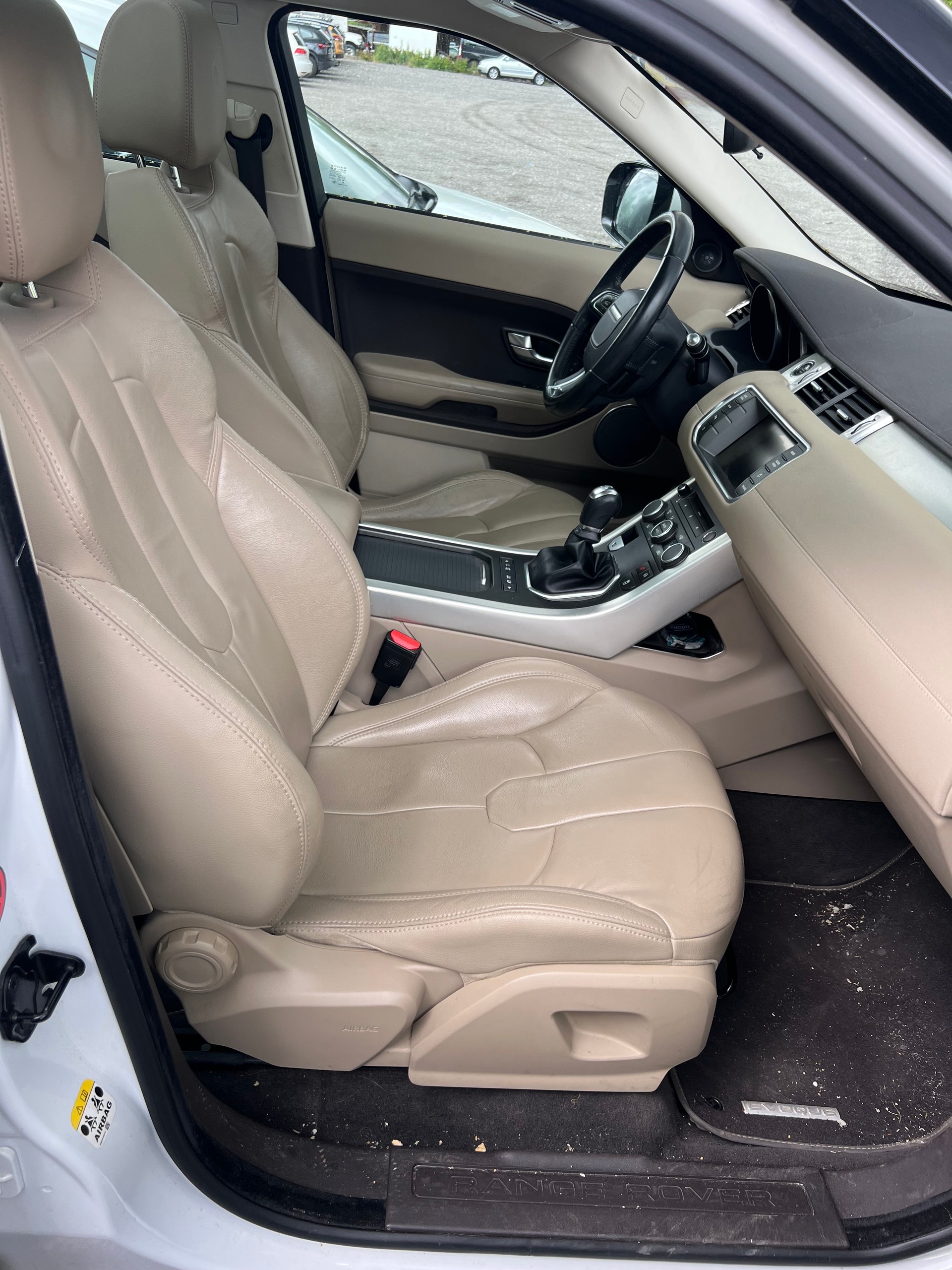 LAND ROVER Range Rover Evoque 2.2 SD4 Prestige-image-13
