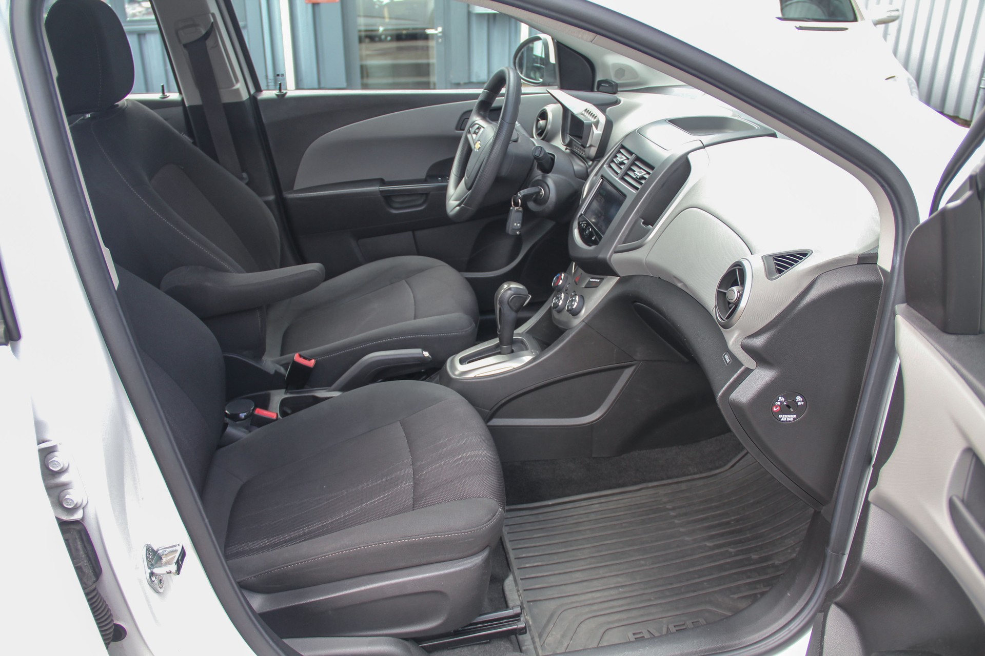 CHEVROLET Aveo 1.4 LT Automatic ⭐⭐⭐⭐⭐-image-9