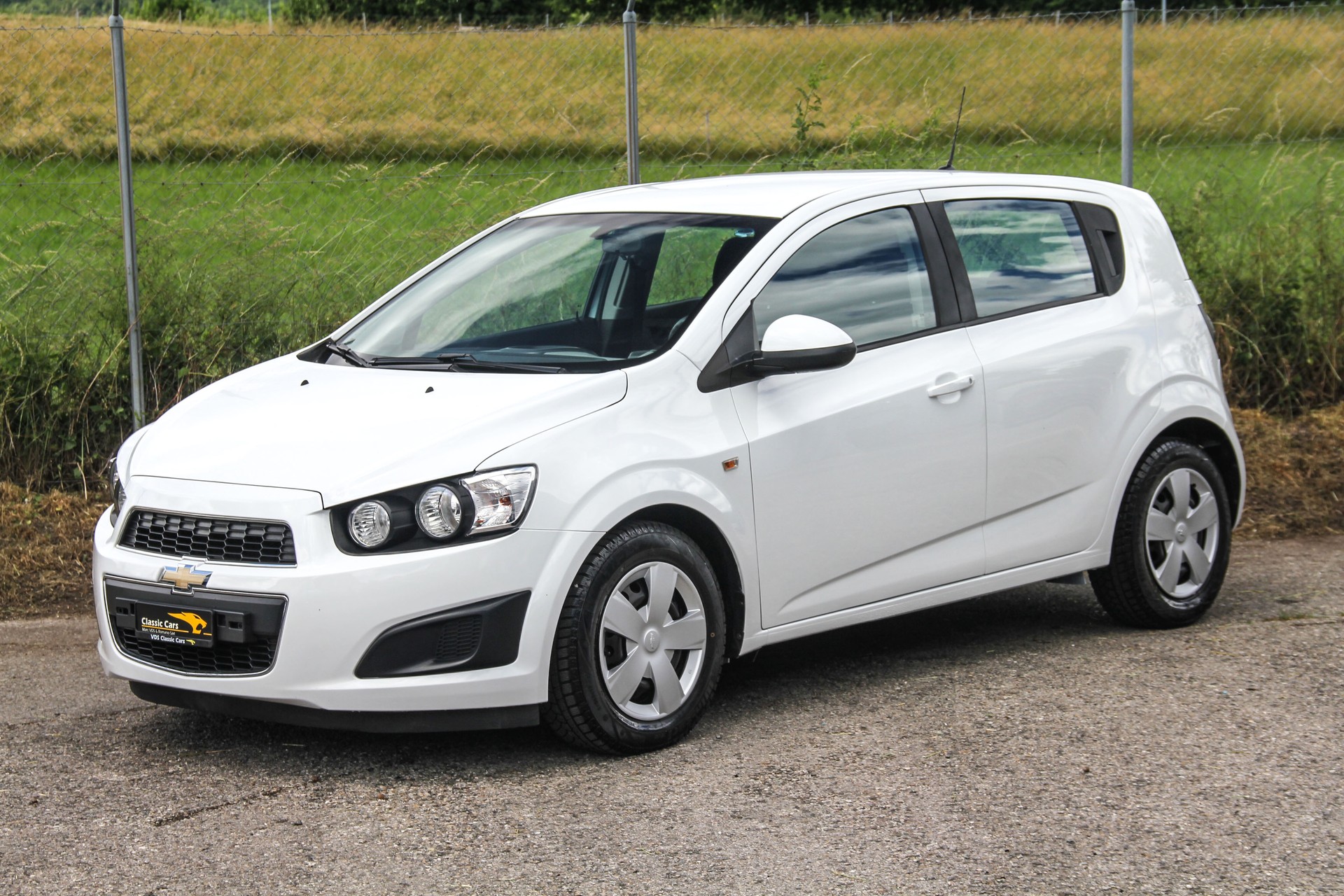 CHEVROLET Aveo 1.4 LT Automatic ⭐⭐⭐⭐⭐-showroom-element-2
